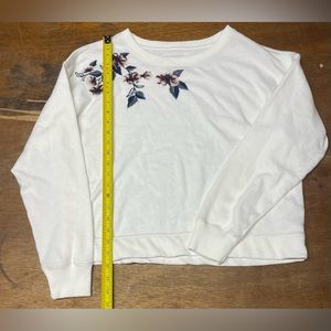 Abercrombie And Fitch Vintage Floral Sweater - Great Condition - Women’s Size M